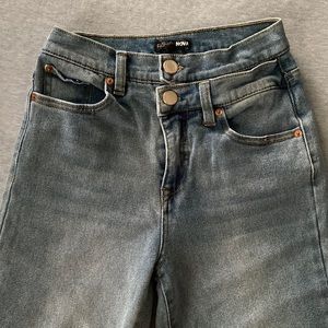 Fashion Nova jeans size 1